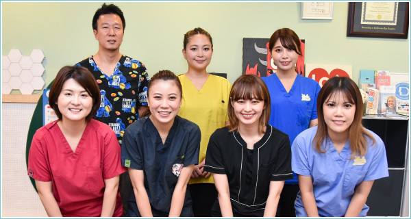 スタッフ集合写真
